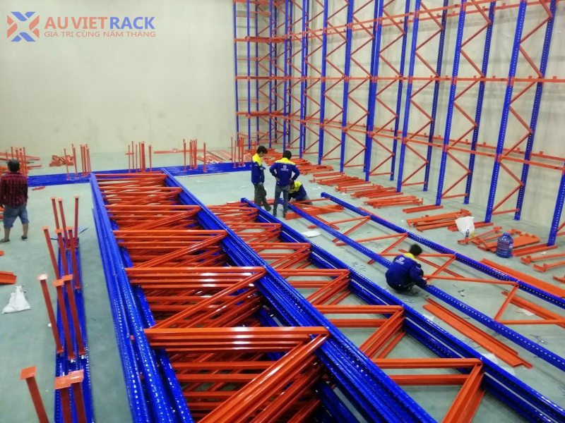 lắp đặt kệ drive in